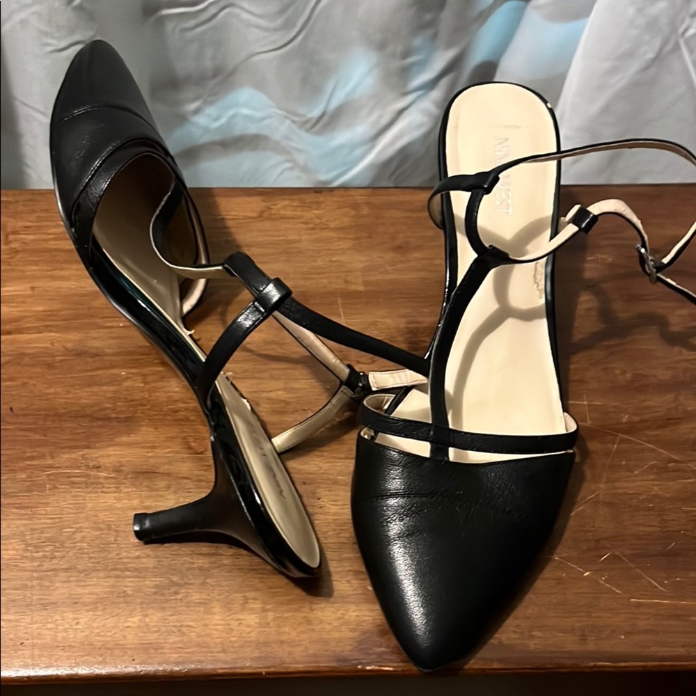 Nine West Pointed Toe Black Strappy Slingback Kitten Heels Sz 10M